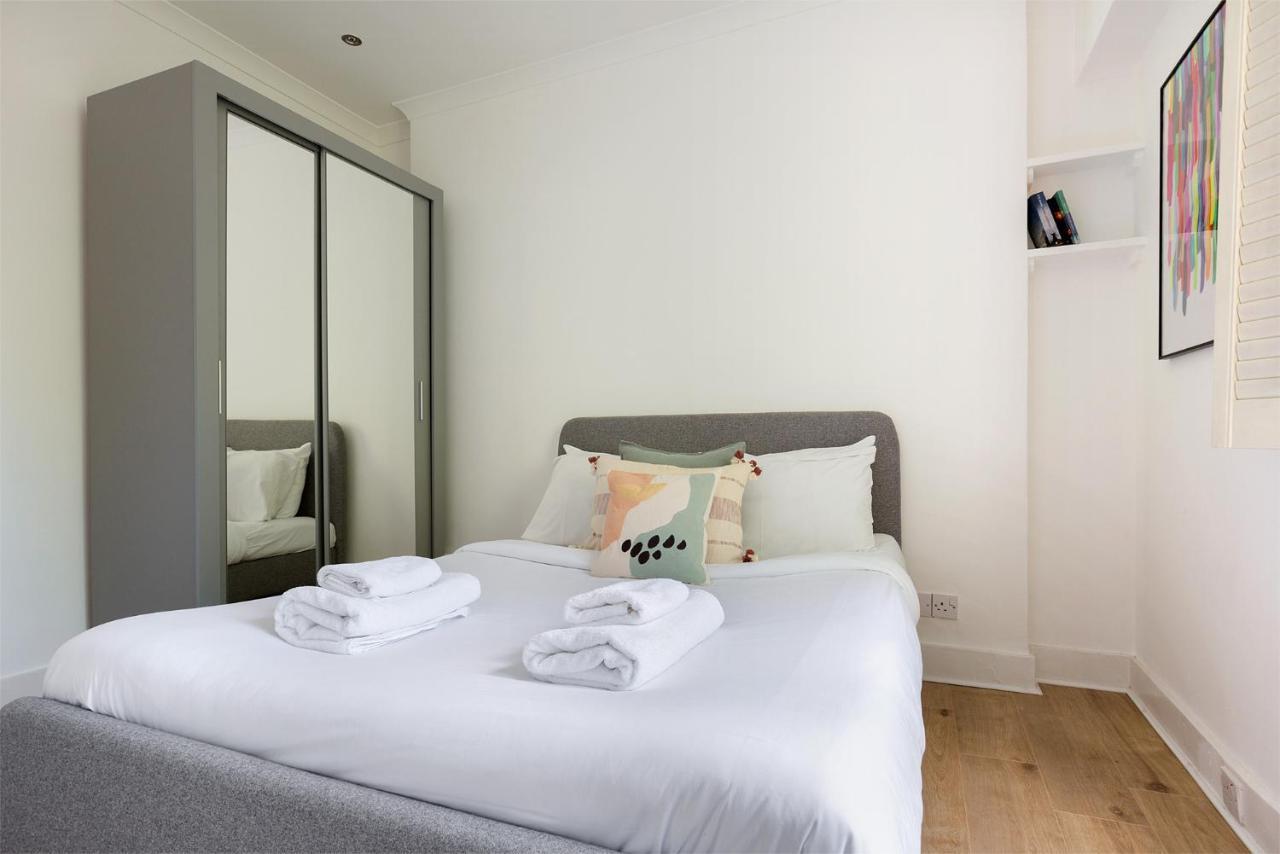 Beautiful 2 Bedrooms Apartment In Knightsbridge London Eksteriør billede