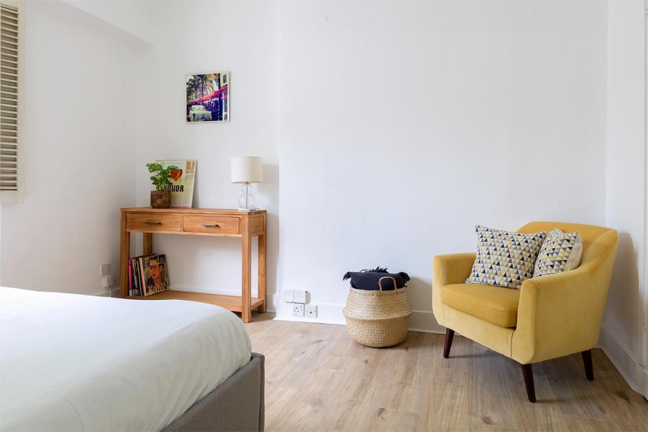Beautiful 2 Bedrooms Apartment In Knightsbridge London Eksteriør billede